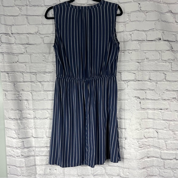 Old Navy Dress - Picture 2 of 8